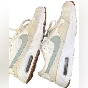Nike Air Max Sneakers Womens 8.5
